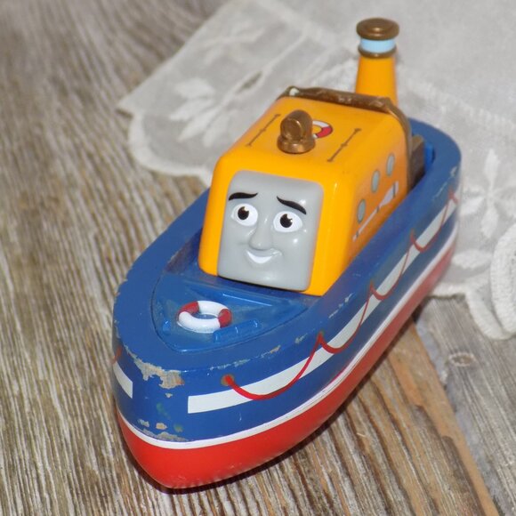Captain Thomas & Friends Take n Play Diecast Train 2012 Cake Topper Toy * - Picture 2 of 7